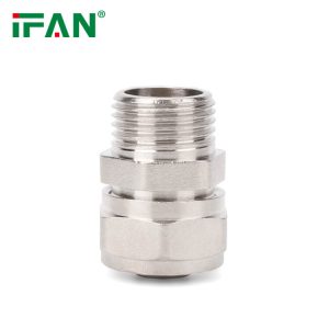 Мужская розетка для сжатия латуни PEX