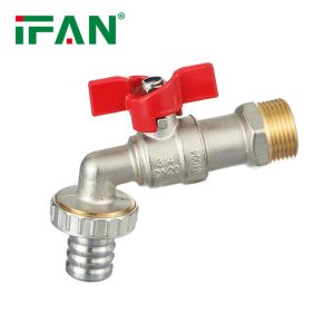 Бабочки управляют латунным бибкоком