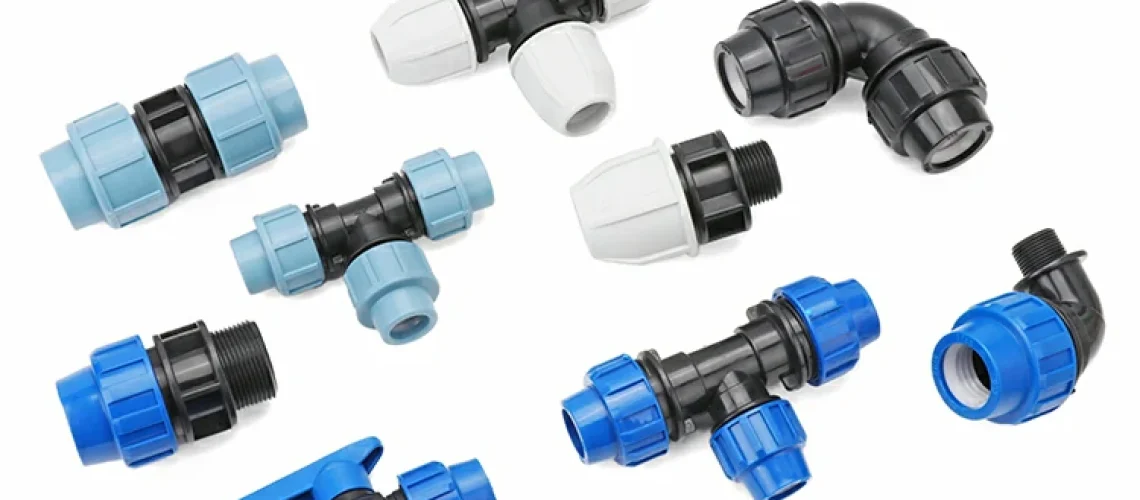 Компрессионный фитинг из ПНД (16)